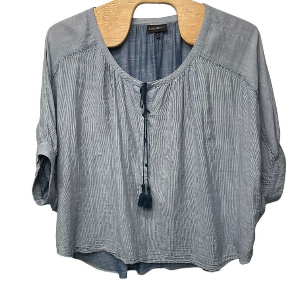 Lane Bryant Women's Nautical Striped Peasant Cropped Top Size 26/28 Blue Boxy